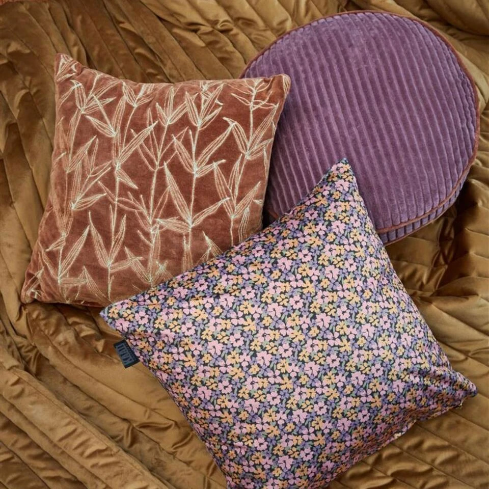 KAAT Amsterdam Sierkussen Liya Multi - 43 X 43 Cm 5 KAAT Amsterdam Sierkussen Liya Multi - 43 X 43 Cm - Afbeelding 3