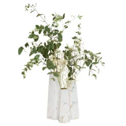 QUVIO Zeshoekige Vaas, Keramiek - Wit Met Goud Marble Look - M 9 QUVIO Zeshoekige Vaas, Keramiek - Wit Met Goud Marble Look - M -Merkloos Winkel 1000071697 0103