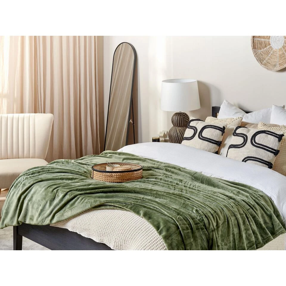 Beliani Plaid BAYBURT - Groen Polyester 4 Beliani Plaid BAYBURT - Groen Polyester - Afbeelding 2