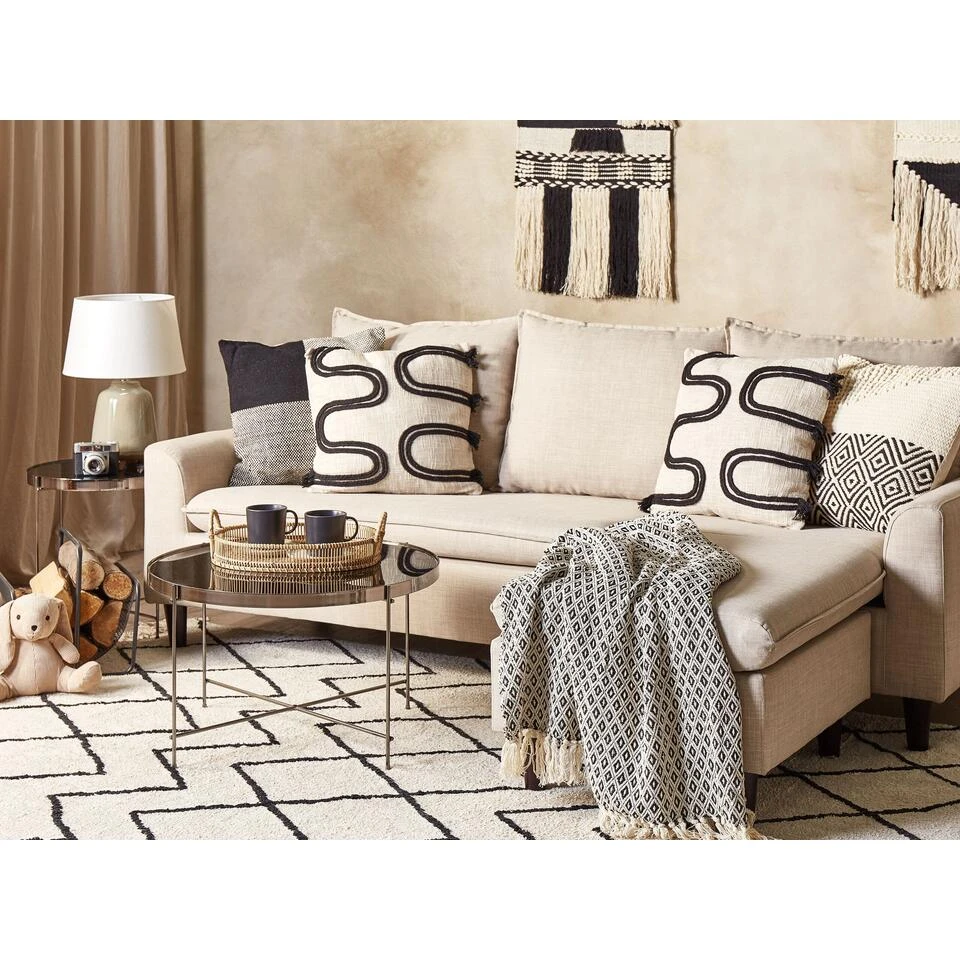 Beliani Sierkussen FUCHSIA - Beige Katoen 4 Beliani Sierkussen FUCHSIA - Beige Katoen - Afbeelding 2