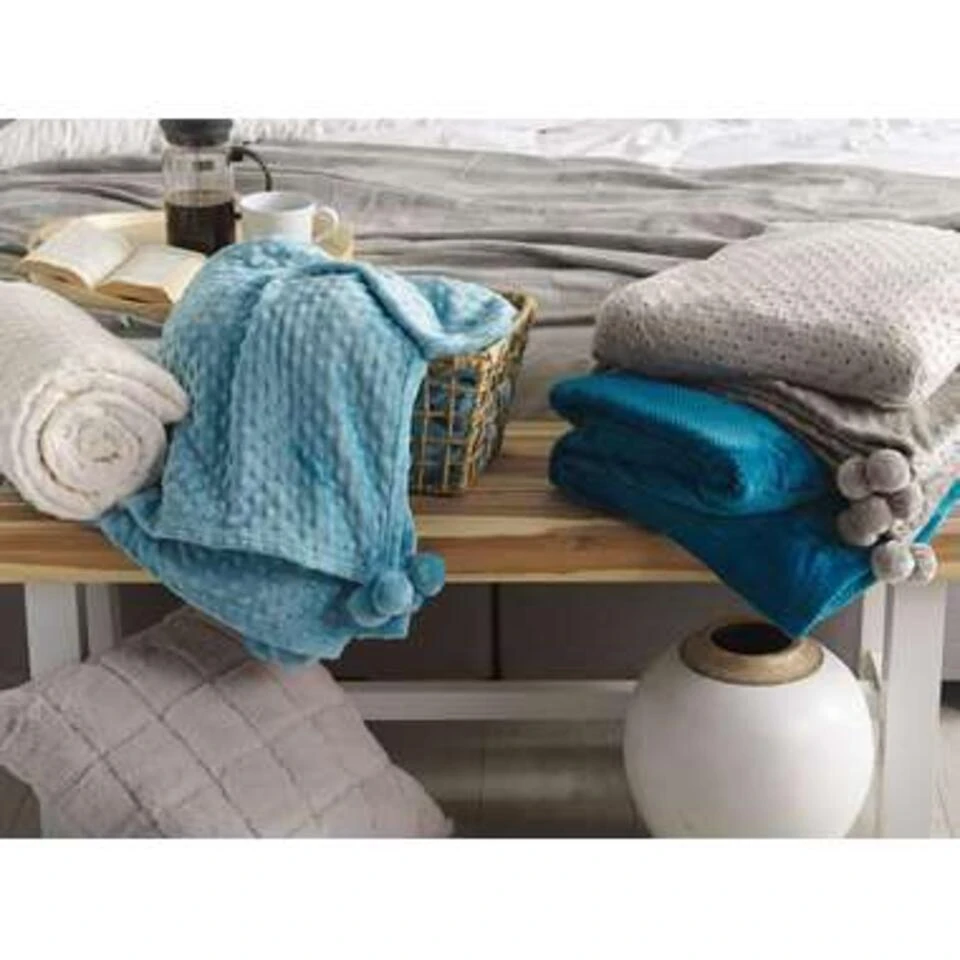 Beliani Plaid SAITLER - Blauw Polyester 5 Beliani Plaid SAITLER - Blauw Polyester - Afbeelding 3