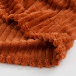 In The Mood Lorens Fleece Plaid - L180 X B130 Cm - Terra -Merkloos Winkel aed9f10073cb49e58a806990b0e0d9ff